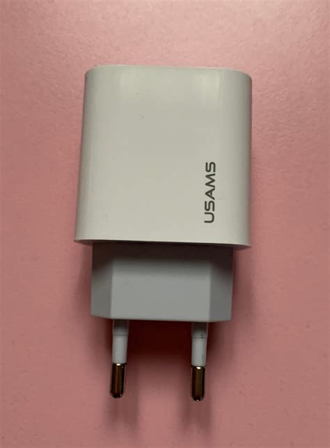Зарядное устройство Usams US-CC118 T34 PD Fast Travel Charger 20W (EU ...