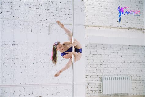 Записаться на спортивный пол дэнс (Pole Sport) в Москве. Пол дэнс спорт ...
