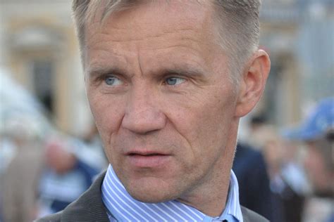 Финского политика раскритиковали за твит о невозможности вступления ...