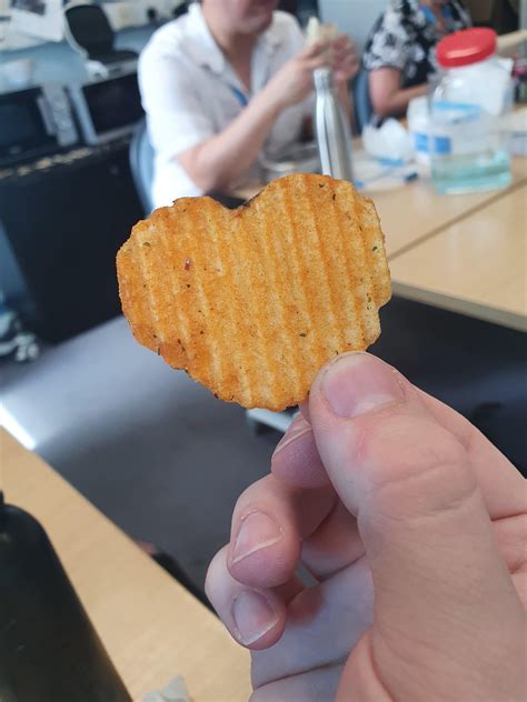 This heart shaped McCoy's crisp : r/mildlyinteresting