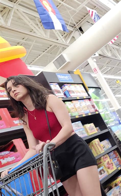 She looks at their melons while i look at hers lol - Short Shorts