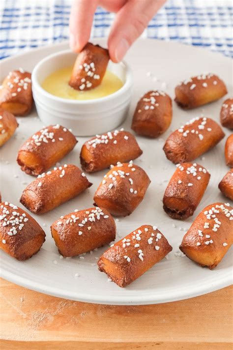 how long to cook frozen pretzel bites in air fryer