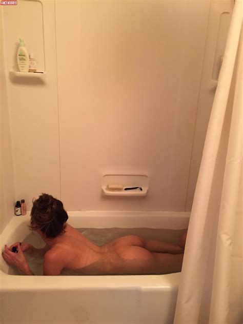 Mia Serafino Nue dans 2019 Leaks