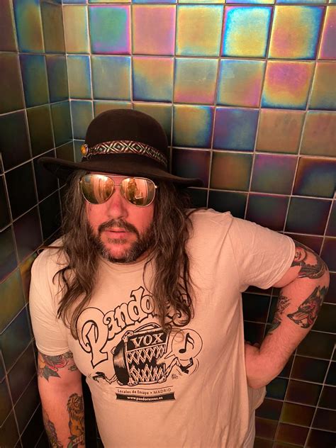 Nueva edición limitada de camisetas - Pandora's Vox - Locales de Ensayo