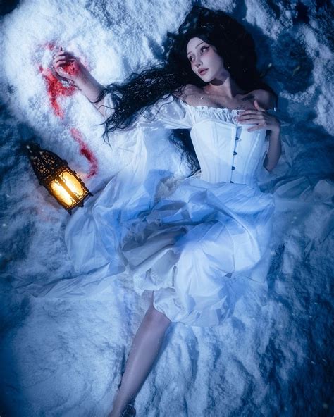 Lena Foxx ⋆⭒.⋆ ☆ | Bleeding hearts
