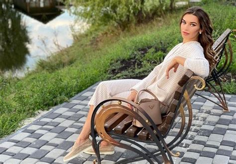Анна Дурицкая - последняя любовь Бориса Немцова - как она живет сейчас ...