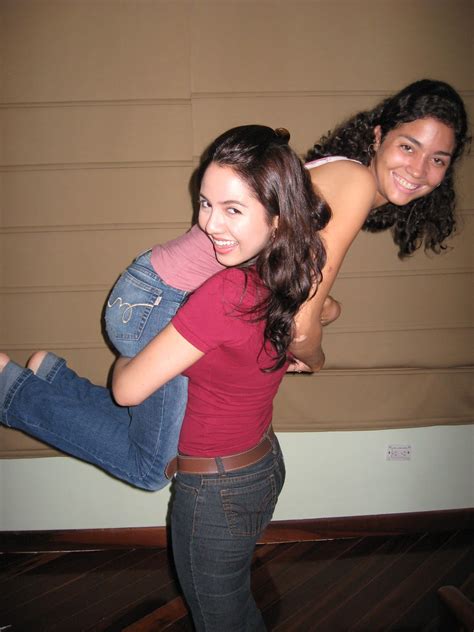 Strong Lift and Carry Photos and Videos - Strong Muscular Girls Lift