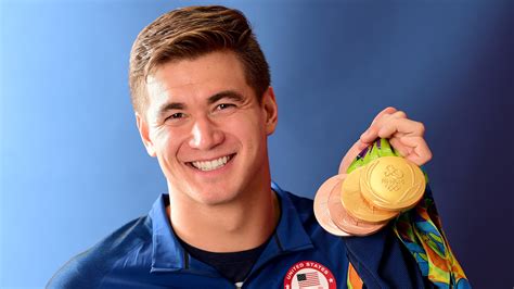 Olympic swimmer Nathan Adrian diagnosed with testicular cancer | king5.com