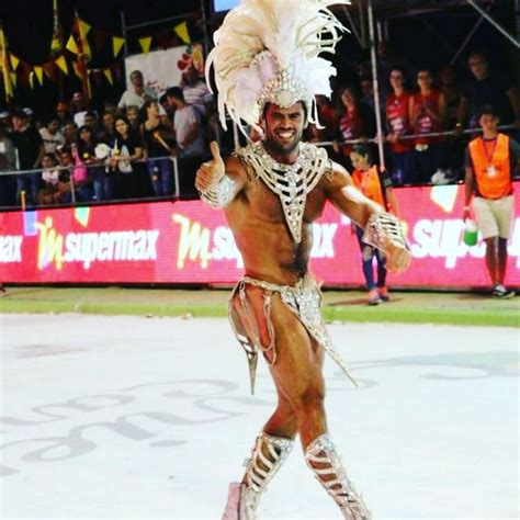 CORRIENTES 2019 : EMILIANO RAJZNER IS THE KING OF THE CARNAVAL