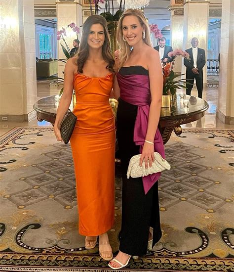 kaitlan collins bikini 9