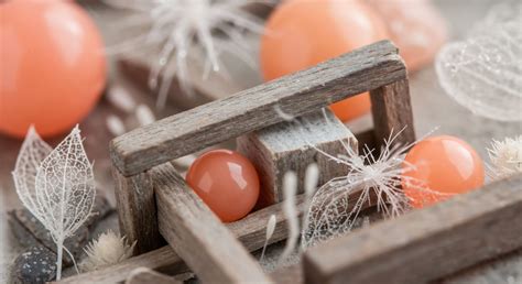 Can Indoor Farming Solve the Single-Source Problem for Botanicals? → Learn