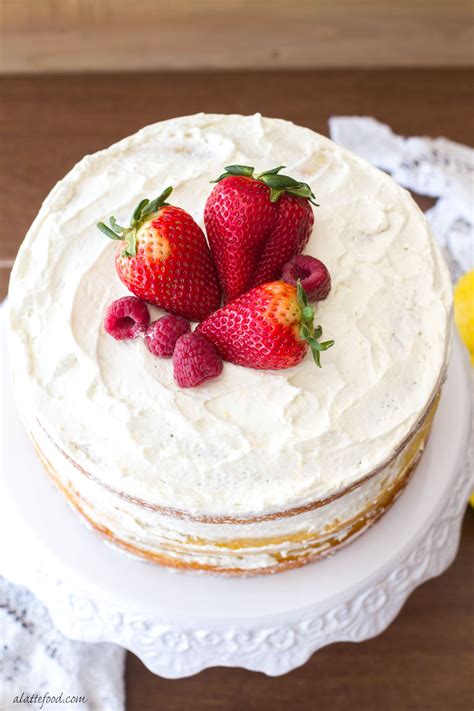 Vanilla Cake Decoration