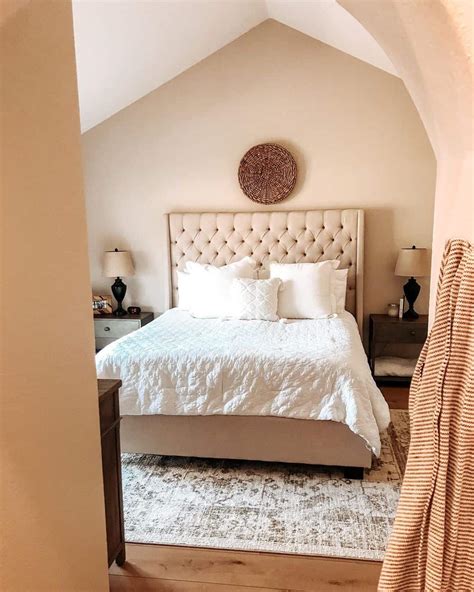 20 Brown Bedroom Designs for Extra Coziness