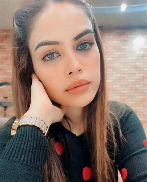 nazia elahi khan age education family career biography bollywood