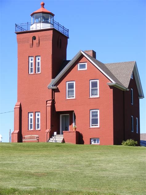 minnesota lighthouse  lake superior lighthouse lighting lake