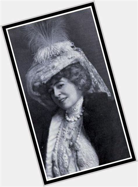 leslie carter official site  woman crush wednesday wcw