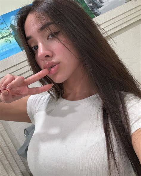 Giselle | 2024 sería un año de prosperidad 💖🌿 | Instagram