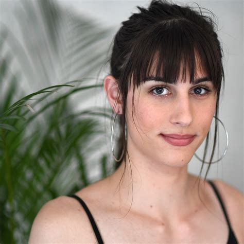 Dusty Rose, le mannequin transgenre qui se rêve en Victoria's Secret