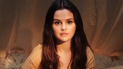 Selena Gomez's Style Evolution: From Starlet to Icon - ltitm2v