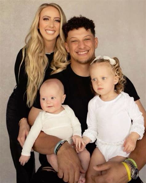 when is patrick mahomes birthday 1