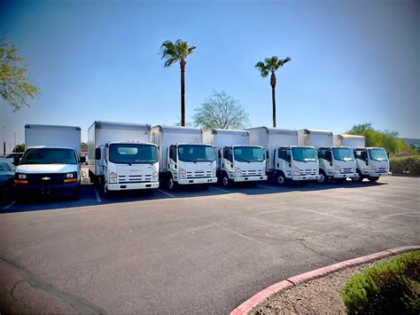 2017 Isuzu 16-26' Box Truck lift gate npr