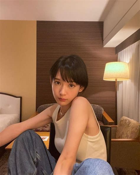 Picture of Moeka Hoshi