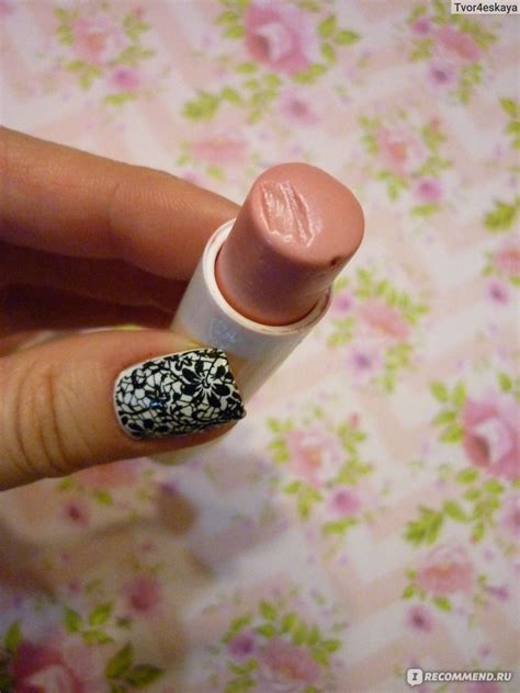 Бальзам для губ NIVEA "Жемчужное сияние" - « Безвкусно выглядит и ...