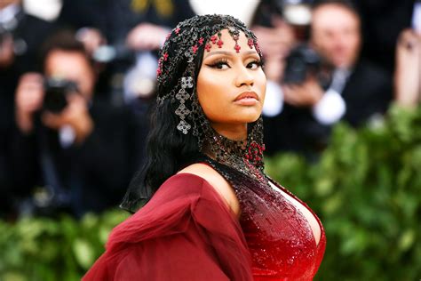 Nicki Minaj Changes Twitter Name To ‘Mrs. Petty’; Here’s Why | Fly FM