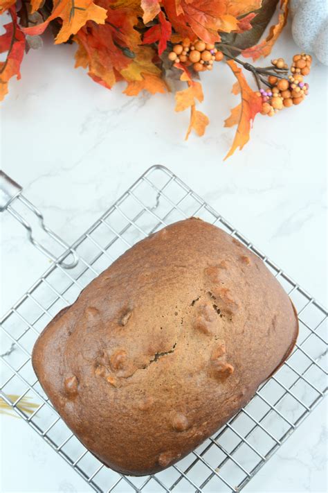 Bread Machine Pumpkin Bread - Culinary Shades