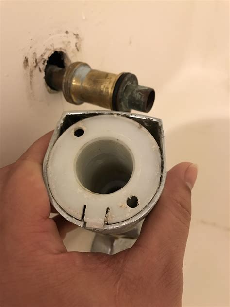 Old Bathtub Spout Removal at Arlene Jordan blog