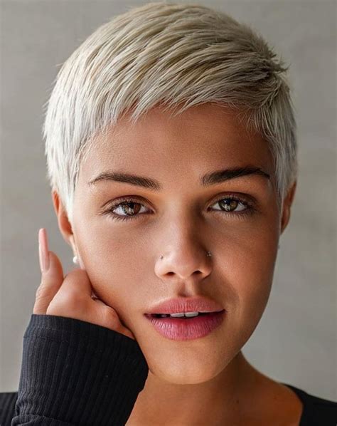Jennifer Lawrence 2022 Haircut Pixie