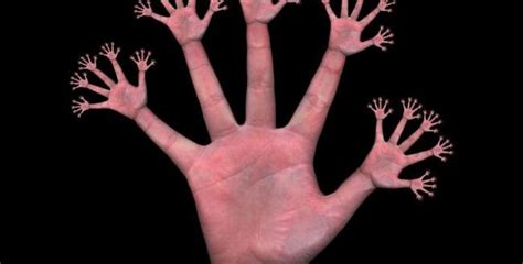 К чему чешется правая ладонь: примета по времени и дням недели