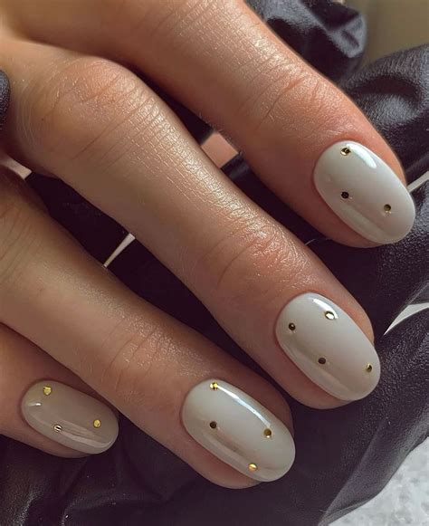 20 Neutral Nail Designs: Beige Nail Ideas You'll Adore - Lux & Concord