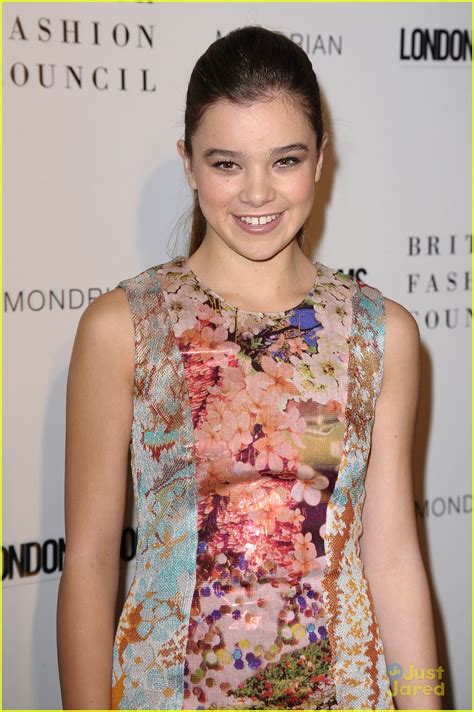 Hailee Steinfeld: London Showrooms Sweetie | Photo 443260 - Photo ...