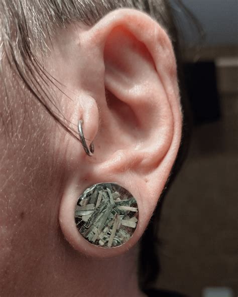 pretty happy  mm  beautiful plugs rstretched