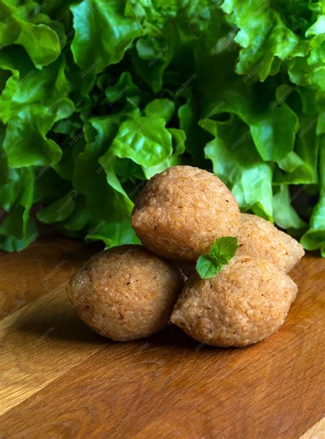 Premium Photo | Arabic meat appetizer kibbeh. traditional arabic kibbeh
