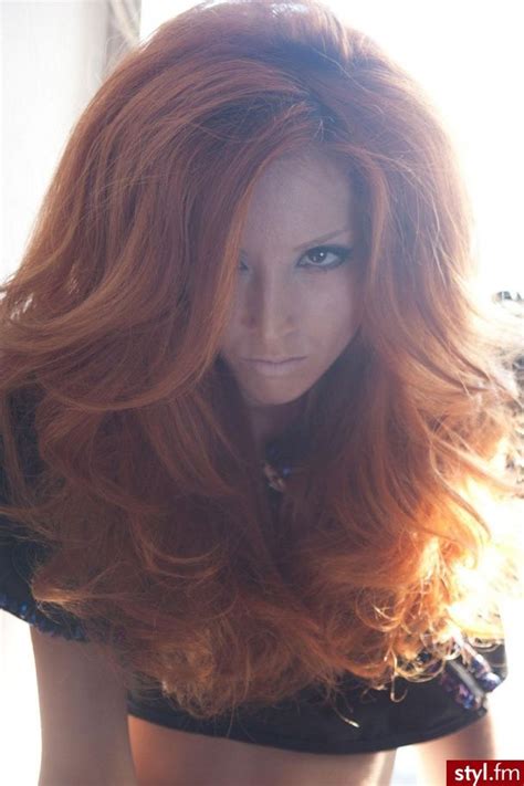 big full volume hair      wonderland wigs  love