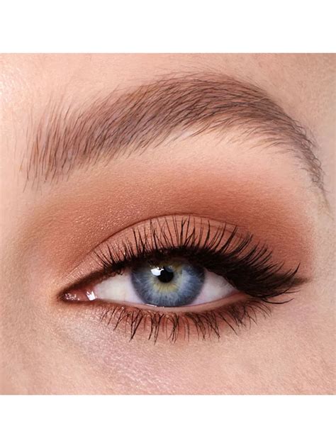 Charlotte Tilbury - SUPER NUDES EASY EYE PALETTE - Affordable beauty