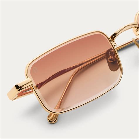 BROWN TINT RIVAL STARGAZER – JAMES ORO