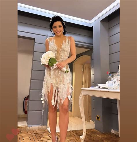 Мерве Болугур Merve Bolugur Official Group | ВКонтакте