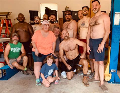 Helping family | HOIST