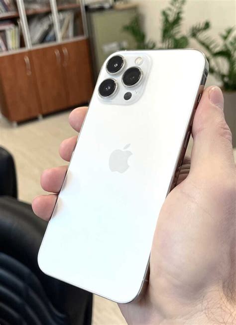 Замена стекла камеры IPhone 14 Pro Max цена 2899 оригинал