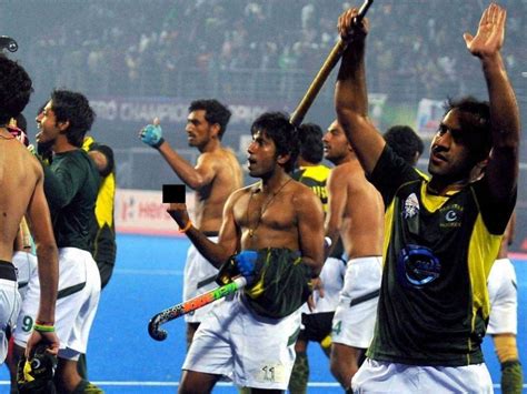 Hockey Champions Trophy: Pakistan Players Taunt Fans After Defeating ...