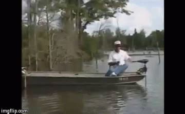 9 epic fishing FAILS you have to see to believe