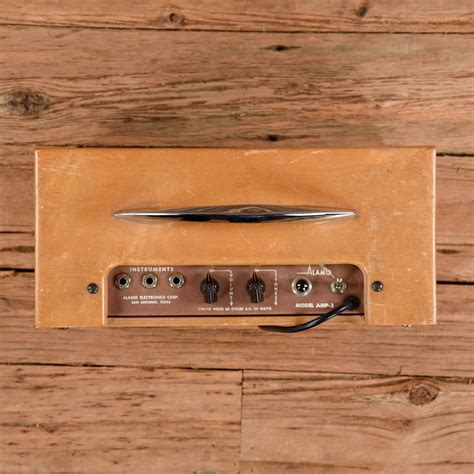 Alamo Amp-3 Combo Natural 1955 – Chicago Music Exchange