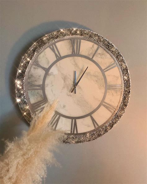 Часы из эпоксидной смолы | Resin art, Clock, Resin