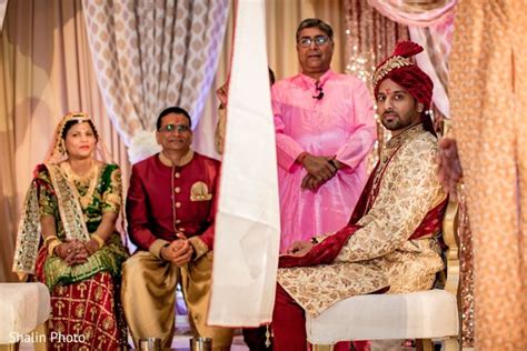 Incredible Indian wedding Dwar Puja capture. | Photo 254568