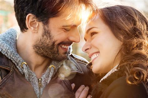 How To Tell A Girl You Like Her Without DESTROYING Her Attraction