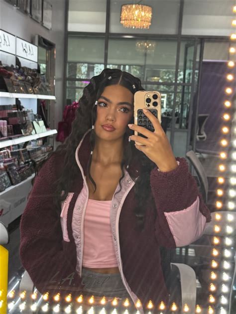 ALANA KERN – Instagram Photos and Video 11/21/2025 – HawtCelebs