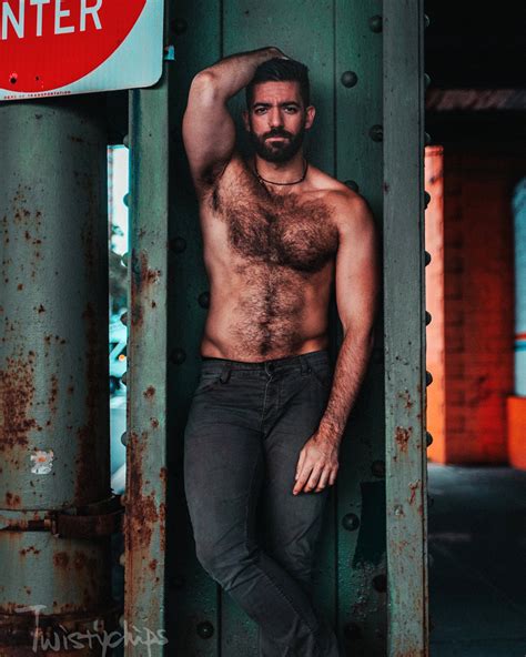 TheGayGaston 😈 on Twitter: "Want a sniff? https://t.co/HDvFofn347